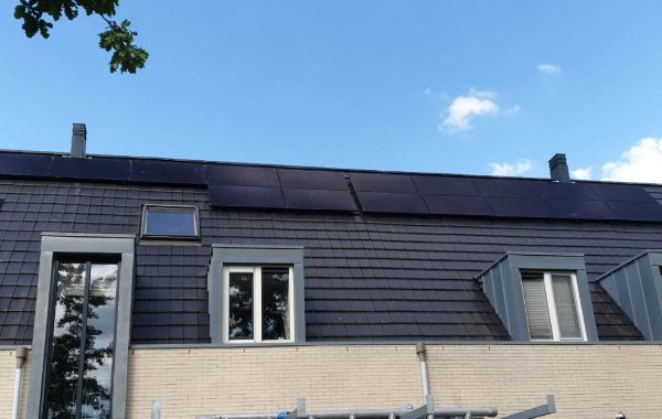 zonnepanelen houten